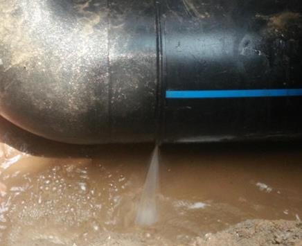 四方台楼顶渗水维修公司为大家分享下四方台卫生间漏水维修修补技术!